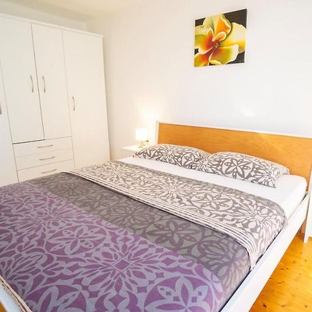 Apartment Nives Umag Bagian luar foto