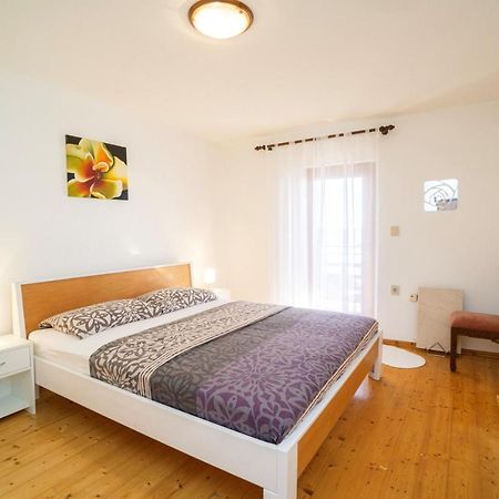 Apartment Nives Umag Bagian luar foto