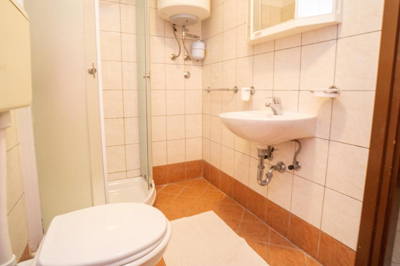 Apartment Nives Umag Bagian luar foto